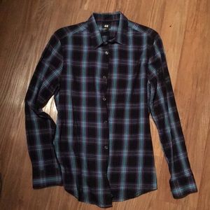 H&M Plaid Black Teal Purple Button Down Shirt